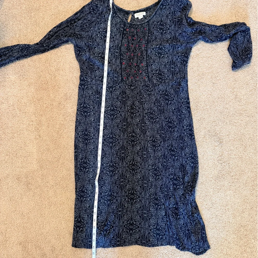 Velvet by Graham & Spencer Navy Printed Midi Dress Embroidered Size L - Picture 2 of 10